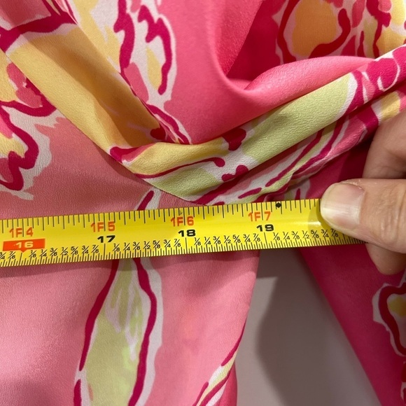Lilly Pulitzer Elsa Daylily Silk Blouse Top Pink Yellow Floral Size S Popover - Picture 6 of 7